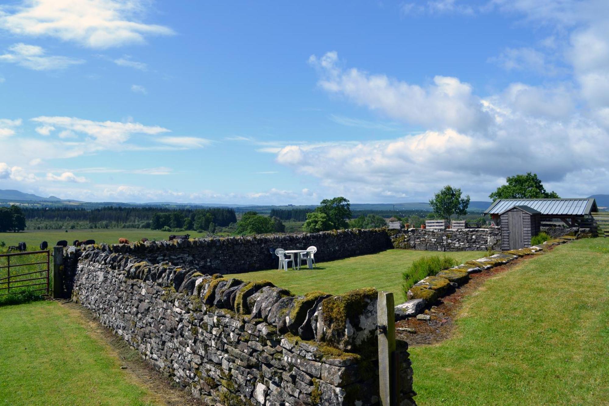 Cardross Holiday Cottages Arnprior 外观 照片